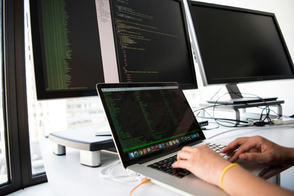 “今年8月12日地球將失重7秒，可能造成4000餘萬人墜落身亡”？NASA緊急回應：當日將發生日食，不會造成影響