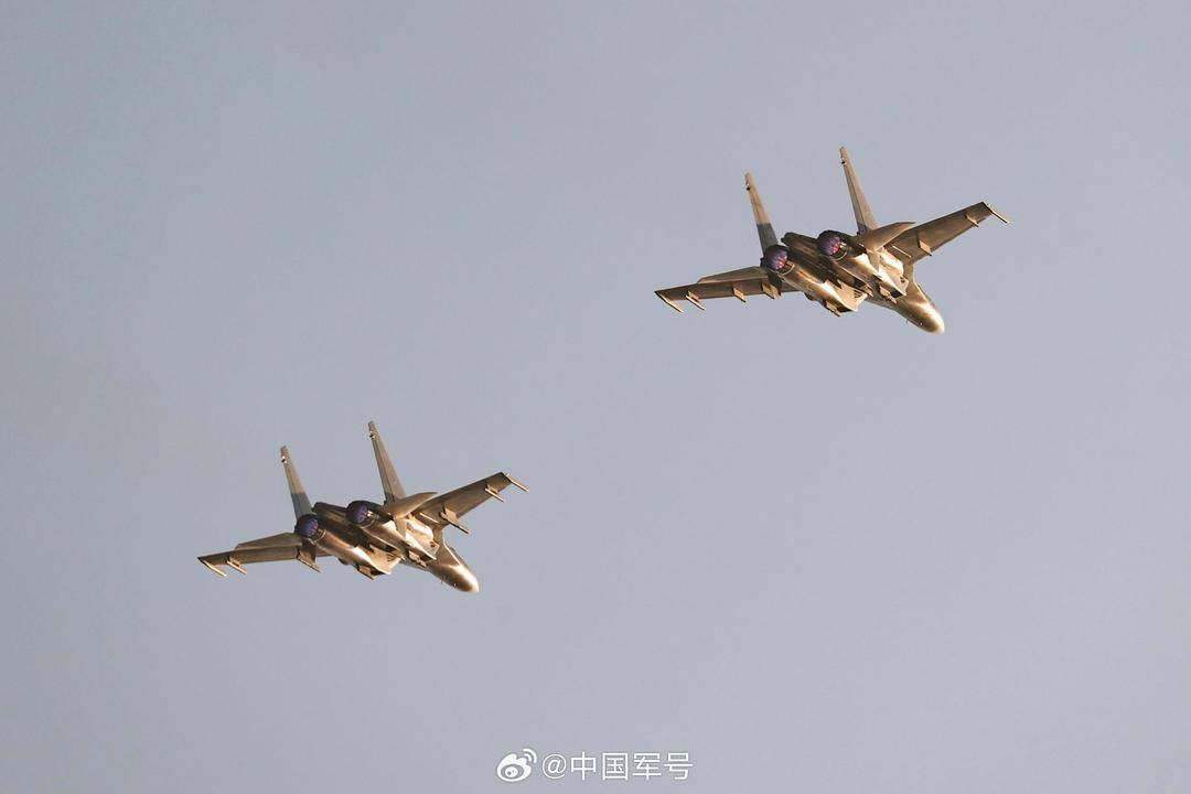 一鍵收藏！解鎖戰鷹冬日訓練最新桌布