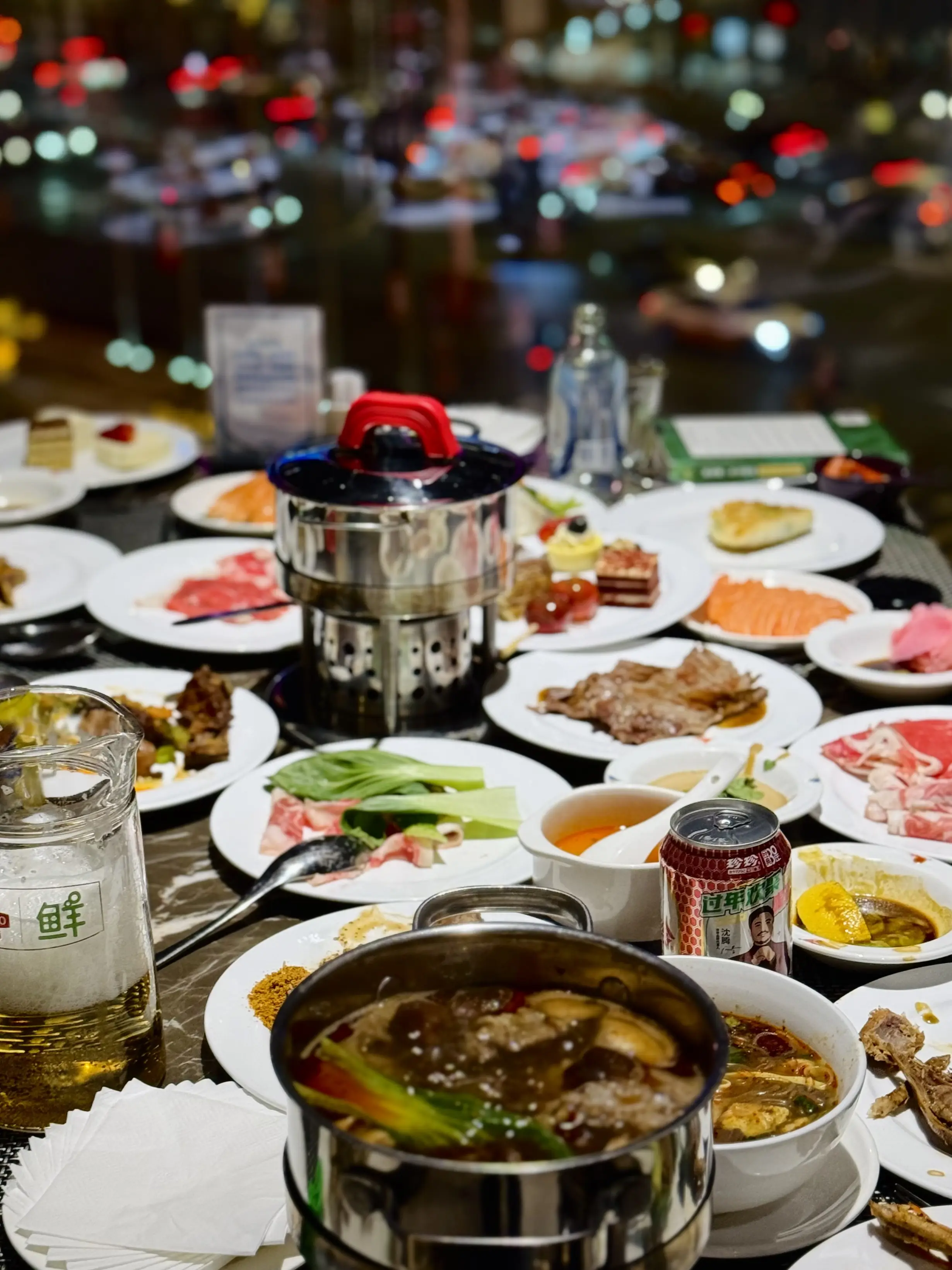 來瀋陽必吃小火鍋，世茂希爾頓美食自助大盤點