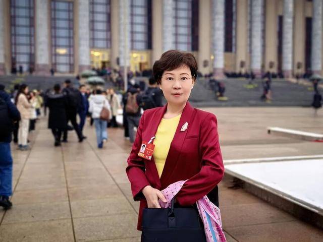 採納了！全國人大代表樊芸接到反饋，住建部將著手把《物業管理條例》改為《物業服務條例》