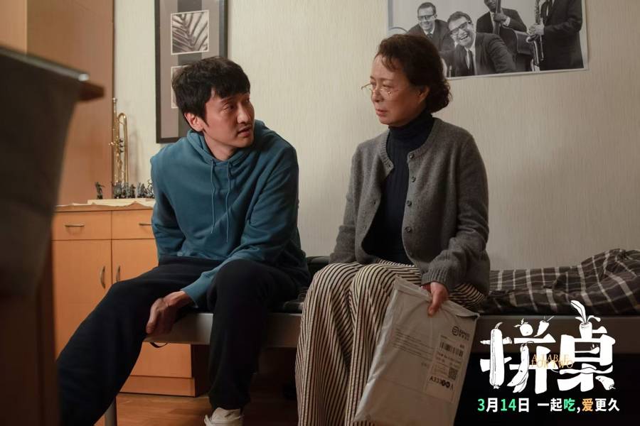 《拼桌》上桌，方言與美食，開啟一座城市的“生活在此處”