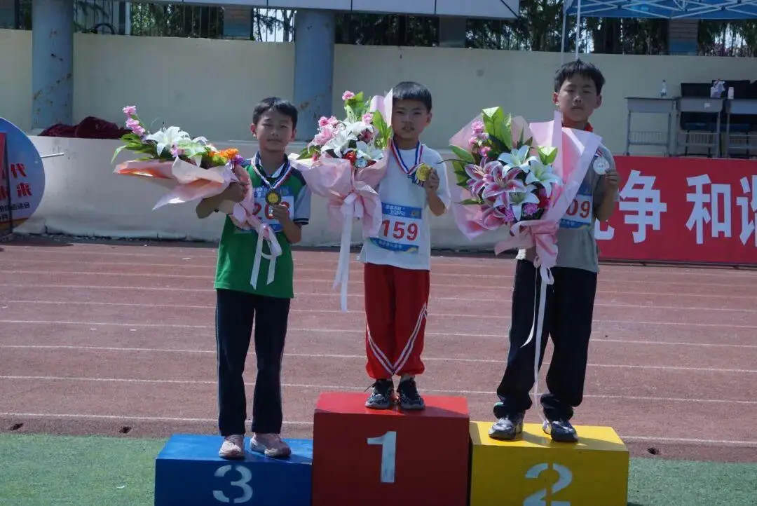 原創臨沂第六中學太原路校區小學部舉行2026年春季運動會