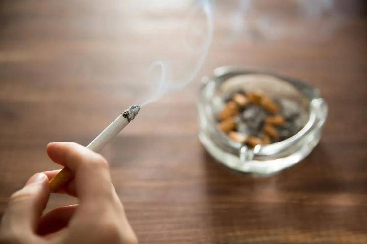 肺癌成中國女性第一大癌症 身體給出“警示”不要忽視
