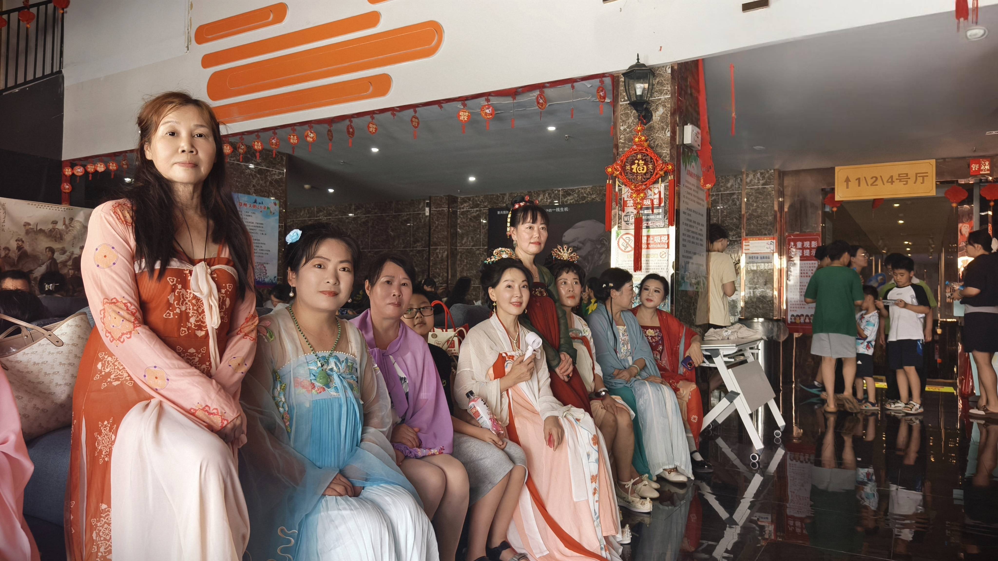原創文旅融百味·煙火興鄂城——鄂城文旅酒店美食協會會員第三期主題活動走進締壹國際影城